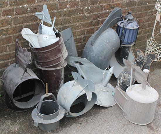 Quantity of Cowls(-)